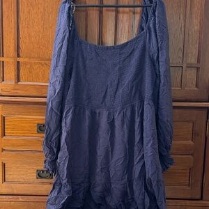 NWOT Penelope Rose Flowy Blue Long Sleeve Dress with Cut out back Size 3x